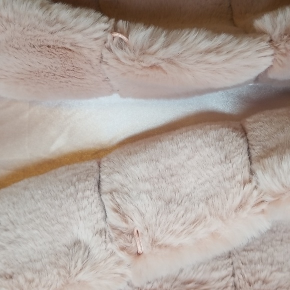 Donna Slayers Fabulous Furs Blush Pink Posh Jacket Size Small - Picture 5 of 11